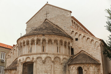 Fototapeta na wymiar Cathedral of Zadar, Calle larga, Dalmatia, Croatia