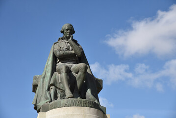 Statue de Lamarck à Paris. France