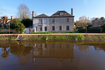 The canal of Orleans in Combleux village  - 782226083