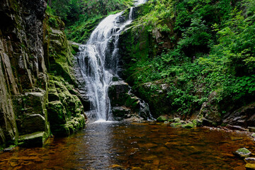 wodospad górski, krajobraz z wodą, ruch zamrożony, pluskająca woda, woda, płynąca woda, strumień, waterfall, water, flowing water, stream, 
