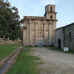Fototapeta premium Monasterio de Santa María de Monfero, Galicia