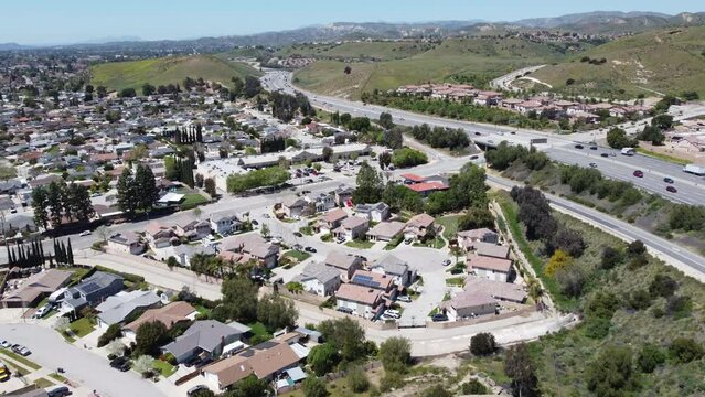 Aerial view of Simi Valley homes by the 118 Ronald Reagan freeway