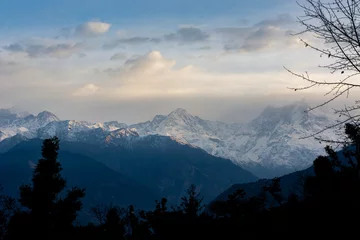 Foto op Plexiglas Cerro Torre Cloudy Mountains