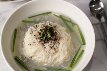 fresh water shellfish noodle soup