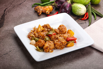 Chinese cuisine - prawn with chili sauce