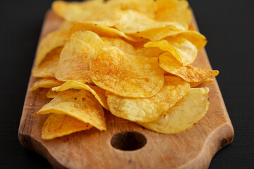 Crunchy Potato Chips Ready to Eat - 783095635