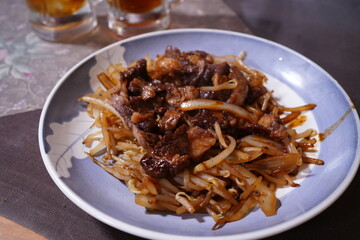 Japanese Food, Specialty in Okayama, Sozuri-Itame, Stir-fried Shoulder Blade of Meat - 日本料理...