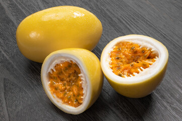 イエローパッションフルーツ