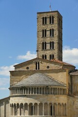 L’abside et le campanile de l’église Santa Maria della Pieve à Arezzo