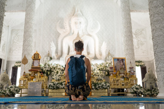 Woman in Wat Huay Pla Kang temple.