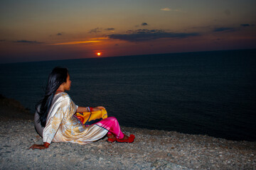 mujer indígena de la etnia wayuu, posando para mi lente en la alta guajira, en el cabo de la vela,...