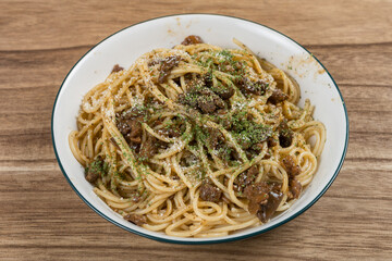 angle view black pepper beef fillet spaghetti at horizontal composition