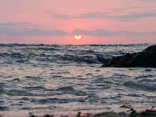Obraz premium Sunrise by the Diguisit Beach (Dimadimalangat Rock Formation), Baler Aurora.