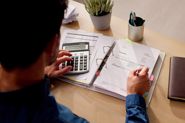 Accountant Using Finance E Invoice Software