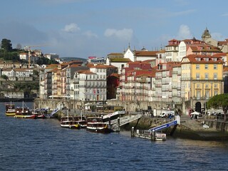 Fototapeta na wymiar Porto panoramic view - Portugal