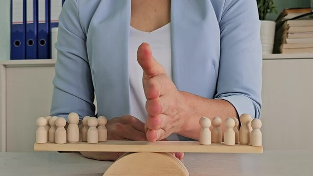 Society is divided into two groups according to different views. Split in society