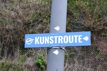 traffic sign: Kunstroute