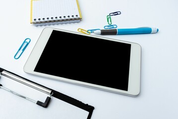 Smartphone With Voice And Video Calls Device For Long Range Connections