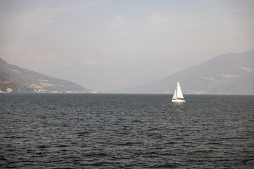 Fototapeta premium Italy, como lake