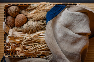 江戸時代の着物と麻に糸_木の皮の糸など - obrazy, fototapety, plakaty