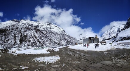 Sela Pass (more appropriately called Se La, as La means Pass) is a high-altitude mountain pass located on the border between the Tawang and West Kameng Districts of Arunachal Pradesh state in India. 