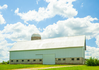 barn with silo