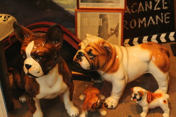 Dog-shaped ceramic props
