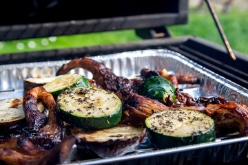 grillowane warzywa i grzyby, 
grilled vegetables and mushrooms