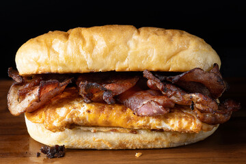 american bacon and eggs breakfast sandwich