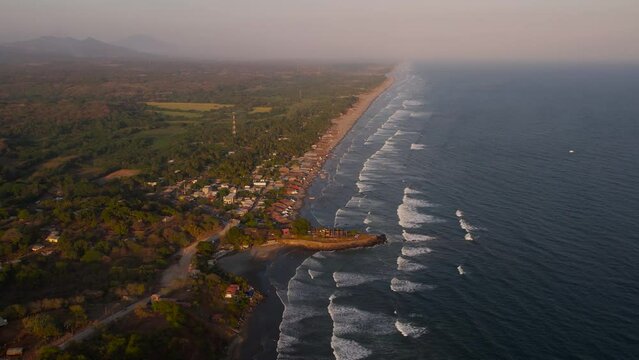 Playa El Cuco, San Miguel, El Salvador