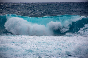 奄美の海, ダイナミックな海, 美しい波, 美しい波色, 
