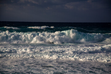 奄美の海, ダイナミックな海, 美しい波, 美しい波色,
