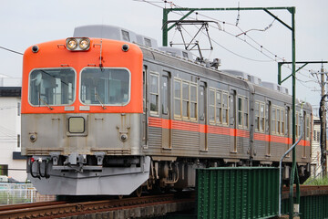 通勤電車 北陸鉄道8000系