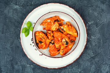 Grilled chicken wings - 784368823