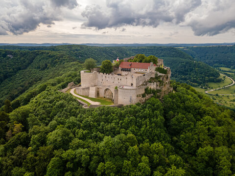 Majest&auml;tisch: Die Burg Hohenneuffen in der Schw&auml;bischen Alb