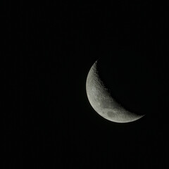 Noche, Luna, cráteres, cuarto creciente
