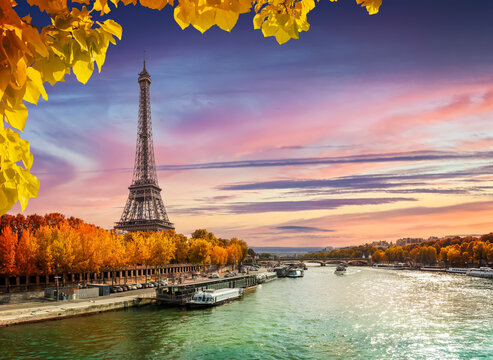 Autumn cityscape of Paris