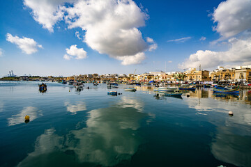 A beautiful fishing town in Malta - obrazy, fototapety, plakaty