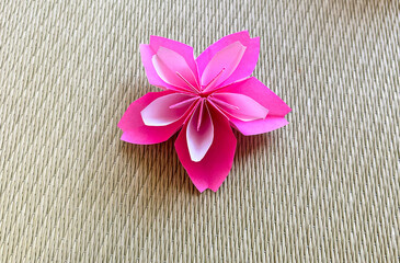 折り紙でつくった桜