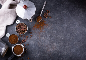 Grounded coffee, beans, coffe maker and spicces