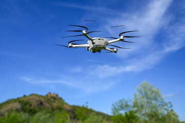 Image of a mini drone  - 784588022
