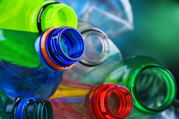 Empty colored carbonated drink bottles. Plastic waste - 784590872