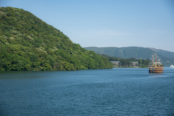 The beautiful view of Lake Ashi in Hakone, Japan
