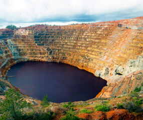 mining work at the "Corta Atalaya" mine, one of the largest open pit mines in Europe