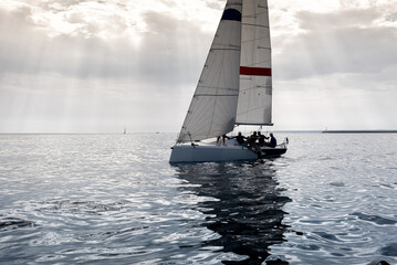 Sailing competition in tranquil mediterranean waters - 784772051