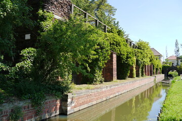 Kanal im romantischen Wörlitzer Park im Dessau-Wörlitzer Gartenreich