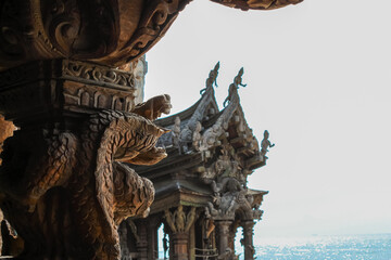 Sanctuary of Truth in Pattaya, Thailand in a summer day - obrazy, fototapety, plakaty