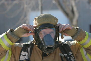 Donning Mask 1