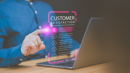Customer experience concept, best excellent services rating by online application, member using a laptop give ratings 5 point for feedback review satisfaction service opinion and testimonial. - 784919262