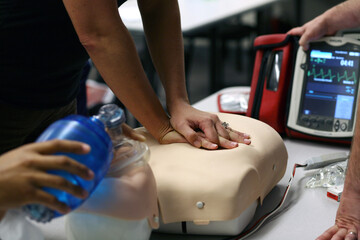 CPR 1 - obrazy, fototapety, plakaty